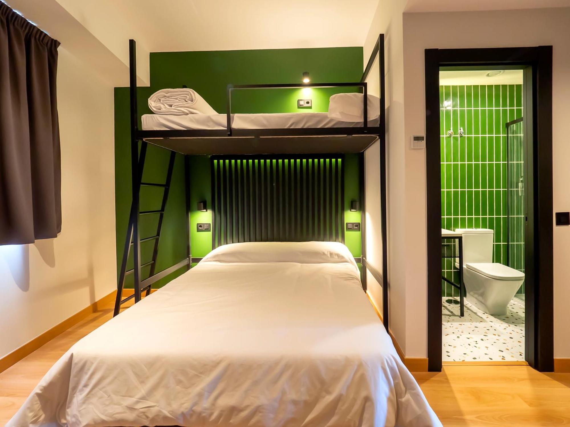 Wonder Hostel Толедо Экстерьер фото